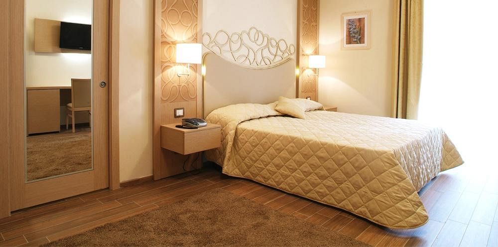 Hotel Duchessa Della Sila San Giovanni in Fiore Ngoại thất bức ảnh
