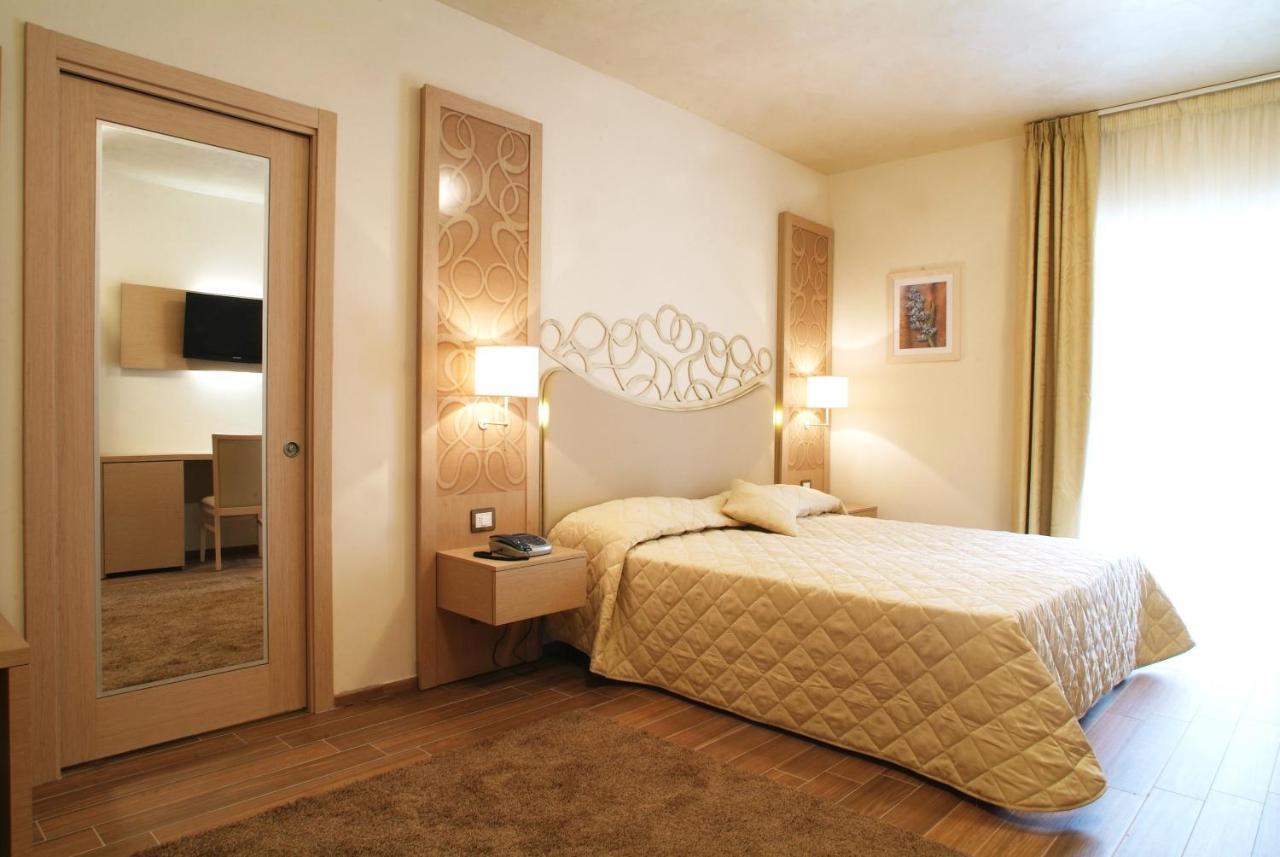 Hotel Duchessa Della Sila San Giovanni in Fiore Ngoại thất bức ảnh